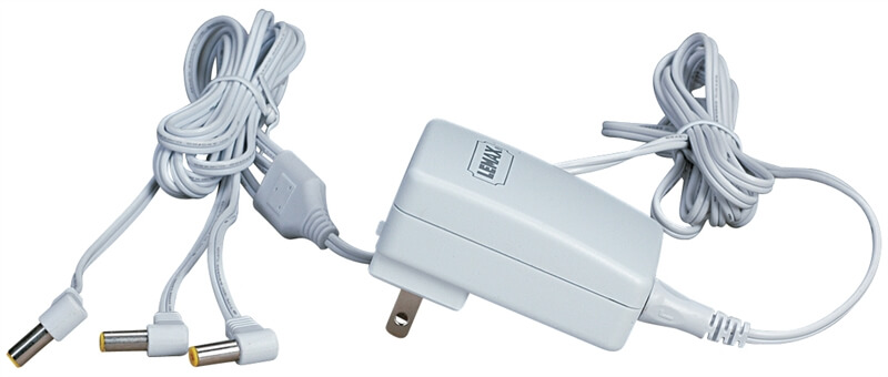 4.5V 3-Output Adapter White Fixed US Plug